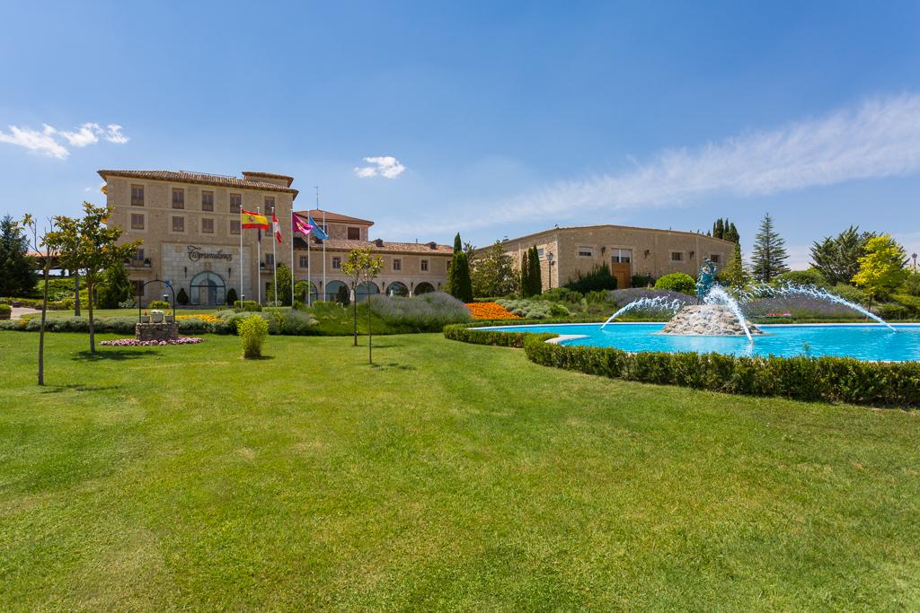 Hotel Torremilanos Aranda de Duero Exterior foto